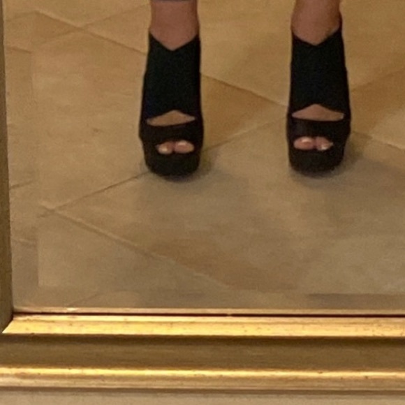 Black Jessica Simpson Peep Toe Heels Size 7.5 with 4.5” STILETTO heels & Spandex - Picture 5 of 16